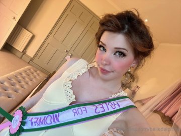 Belle Delphine Votes For Women Onlyfans Set Leaked - #27