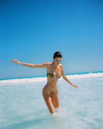 Kendall Jenner Beach Bikini Candid Set Leaked - #6
