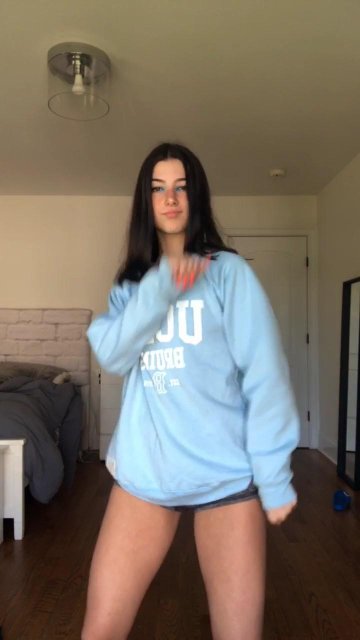 Charli D’Amelio Biking Shorts Camel Toe Video Leaked - #2