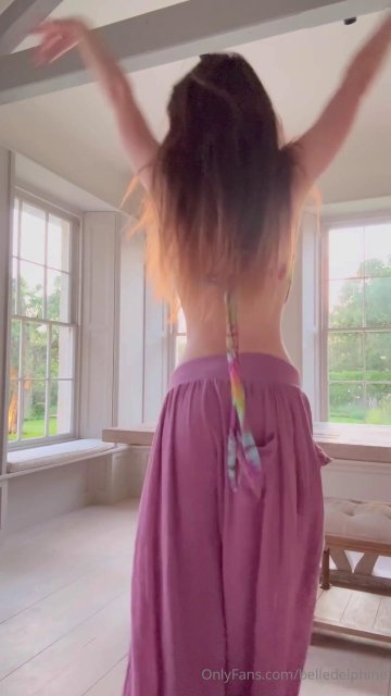 Belle Delphine Sexy Silly Dancing Onlyfans Video Leaked - #19