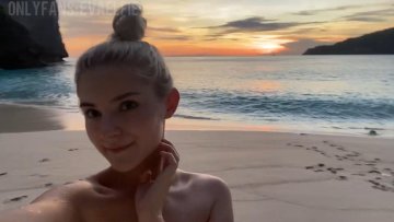 Eva Elfie Nude Beach Selfie Tease OnlyFans Video Leaked - #10
