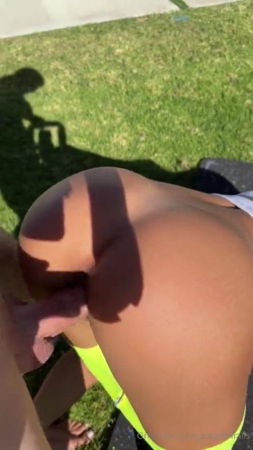 Autumn Falls Nude Outdoor Doggy Style OnlyFans Video Leaked - #6