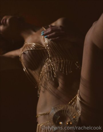 Rachel Cook Nude Chain Lingerie Posing Set Leaked - #42