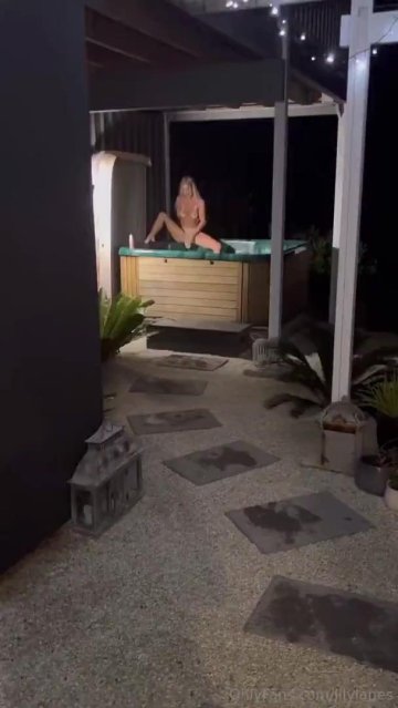 Lily Lanes Nude Hot Tub POV Blowjob OnlyFans Video Leaked - #2