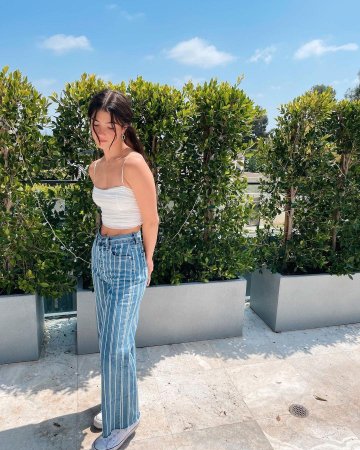 Charli D’Amelio Sexy Crop Top Jeans Set Leaked - #7