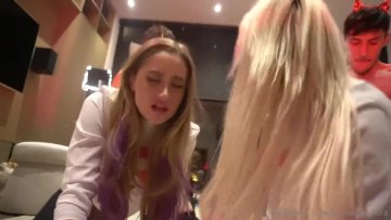 Waifumiia Pokemon Cosplay Foursome OnlyFans Video Leaked - #14