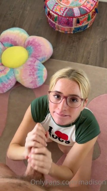 Madison Moores Nerd Riding Sex OnlyFans Video Leaked - #6