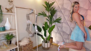 Kat Wonders 25 Days Of Micro Bikinis Day 12 - #7