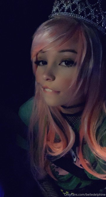 Belle Delphine Pussy Closeup Nude Onlyfans Set Leaked - #69