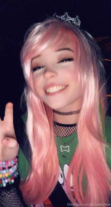 Belle Delphine Pussy Closeup Nude Onlyfans Set Leaked - #115