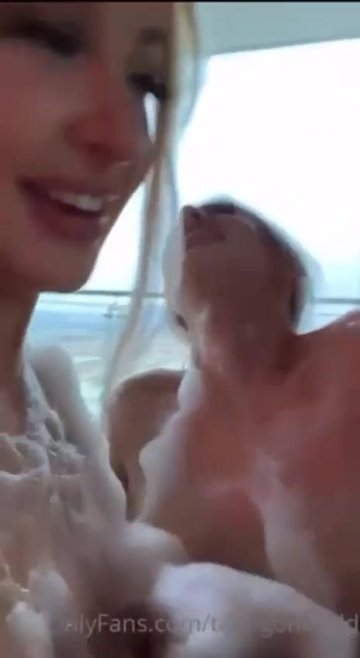 Tana Mongeau Nude Bathtub Threesome OnlyFans Video Leaked - #10