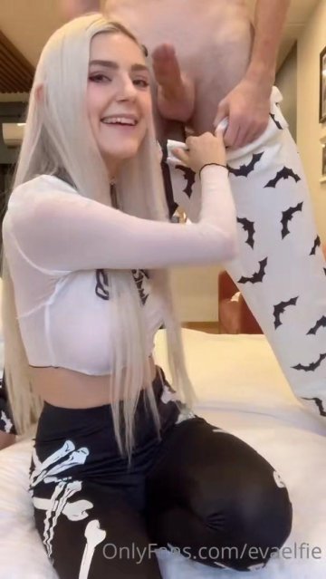 Eva Elfie Blowjob Titty Fuck OnlyFans Video Leaked - #9