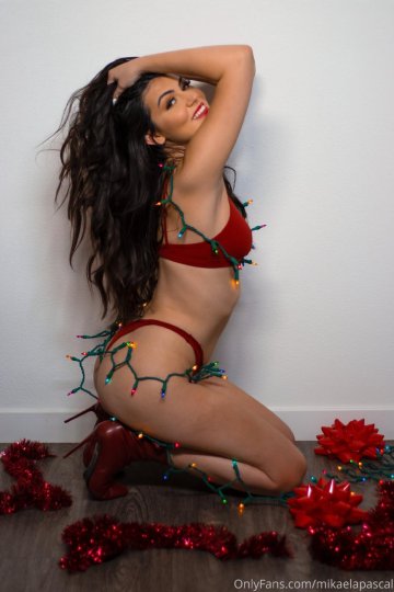 Mikaela Pascal Christmas Lights Onlyfans Set Leaked - #3
