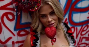 Paige VanZant Nude Cosplay Strip Tease OnlyFans Video Leaked - #9