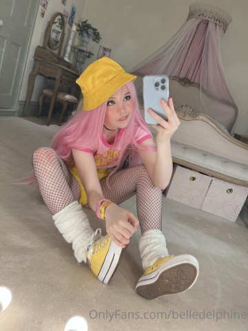 Belle Delphine Yellow Hat Full Onlyfans Set Leaked - #32