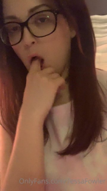 Tessa Fowler Nude Titty Lick OnlyFans Video Leaked