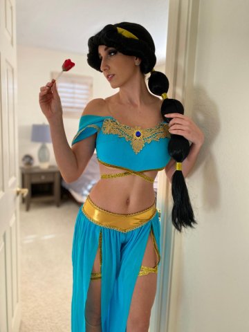 Christina Khalil Jasmin Cosplay Video - #28