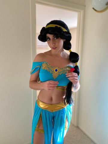 Christina Khalil Jasmin Cosplay Video - #30