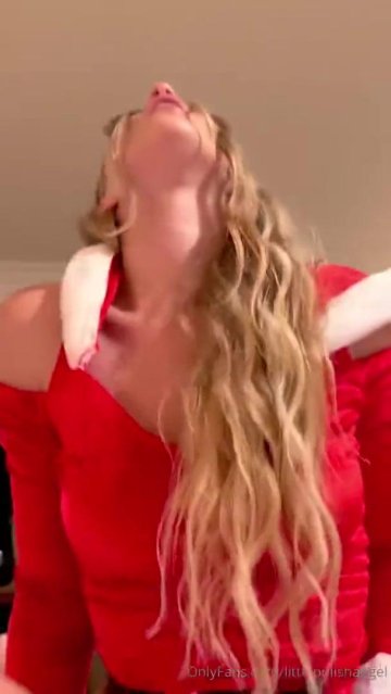 LittlePolishAngel Xmas POV Riding Sex OnlyFans Video Leaked - #8