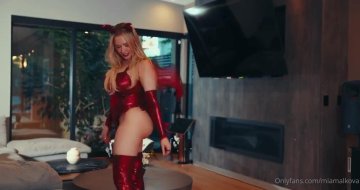 Mia Malkova Nude Cosplay Try-On OnlyFans Video Leaked - #7