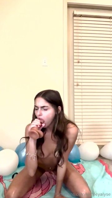 Kinsley Alyse Nude Oiled Masturbation OnlyFans Video Leaked - #5