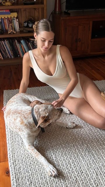 Emily Feld See-Through Swimsuit Pokies Set Leaked - #4