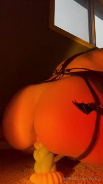 AriKytsya Nude Dildo Masturbation OnlyFans Video Leaked - #8