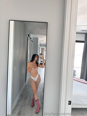 Natalie Roush Topless Handbra Mirror Onlyfans Set Leaked - #3