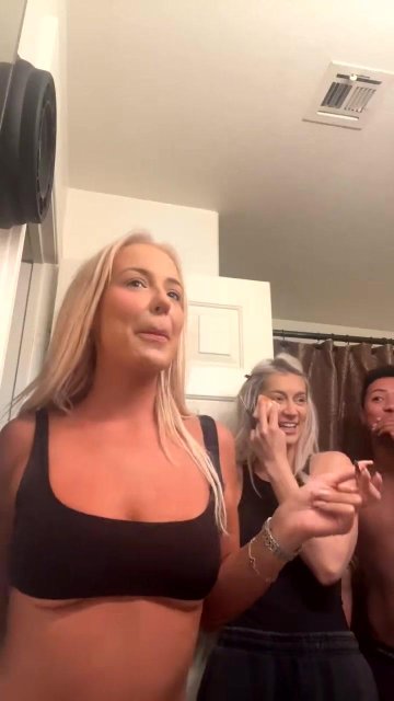Tana Mongeau Tits Ass Flash OnlyFans Livestream Leaked - #15