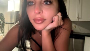 Emily Rinaudo Lingerie Cooking OnlyFans Livestream Leaked - #22