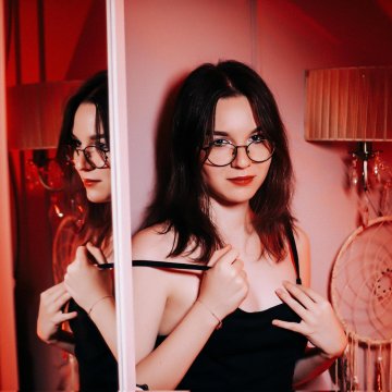 Relive Your High School Crush with Kianna Marks! 🔥